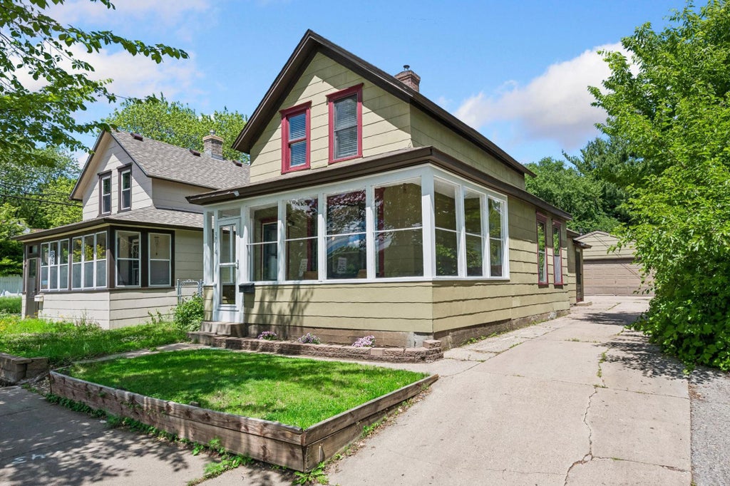 Photo of 3014 E 26th Street, Minneapolis, MN 55406 (MLS # 7142049)