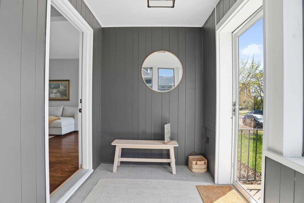 Photo of 1355 Charles Avenue, Saint Paul, MN 55104 (MLS # 7052716)