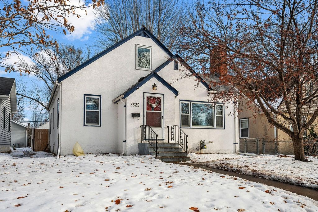 Photo of 5525 31st Avenue S, Minneapolis, MN 55417 (MLS # 7008204)