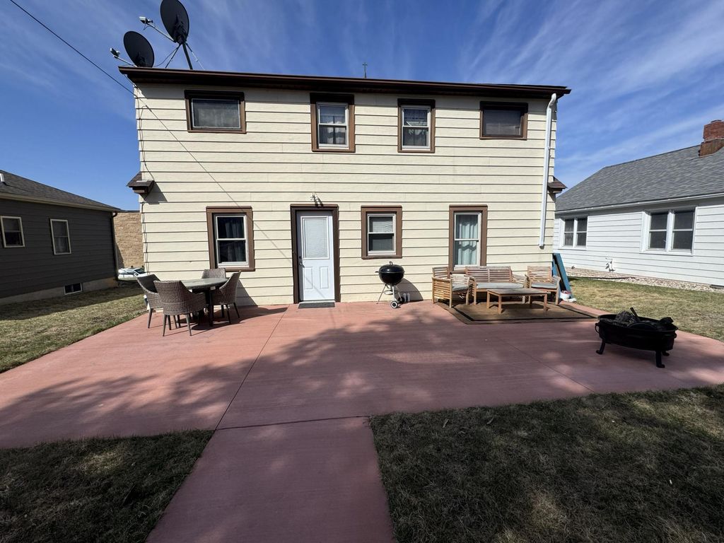 Photo of 315 S Grant Street, Fairmont, MN 56031 (MLS # 7045780)