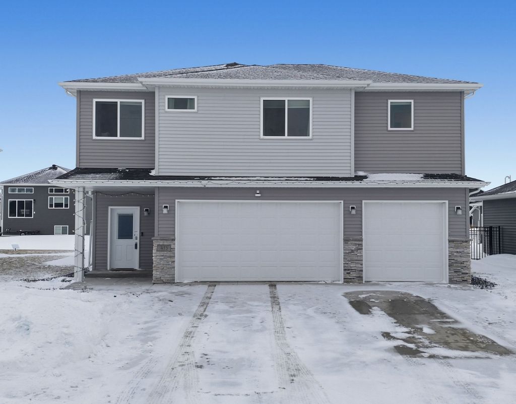 Photo of 413 Hampton Drive W, Moorhead, MN 56560 (MLS # 7003357)