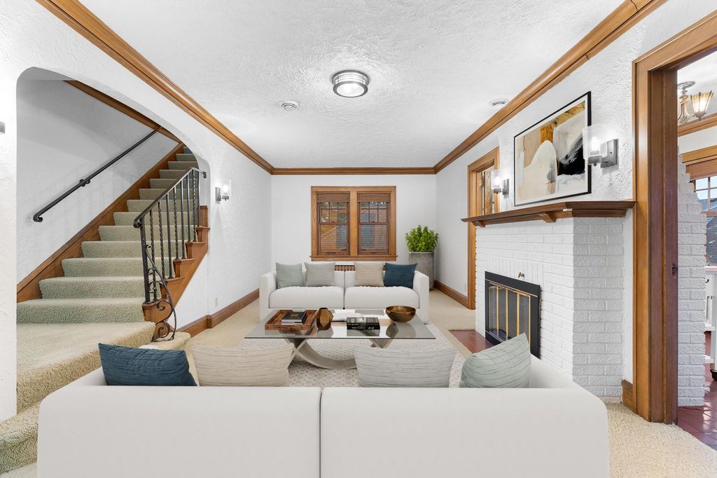 Photo of 848 8th Avenue SW, Rochester, MN 55902 (MLS # 6815355)