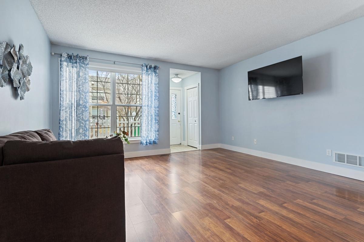 1923 Bluestem Lane 22