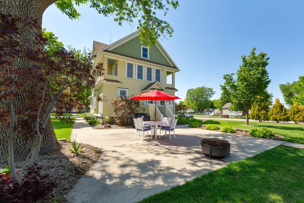 Photo of 580 6th Street, Lafayette, MN 56054 (MLS # 7080328)