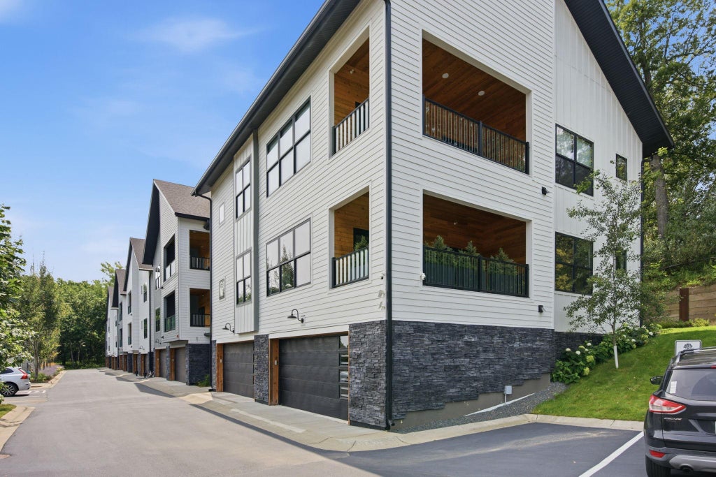 Photo of 5742 Shady Oak Road S #7, Minnetonka, MN 55343 (MLS # 7115410)