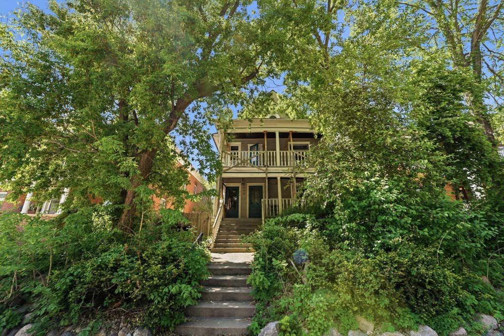 Photo of 2444 1st Avenue S, Minneapolis, MN 55404 (MLS # 7126666)