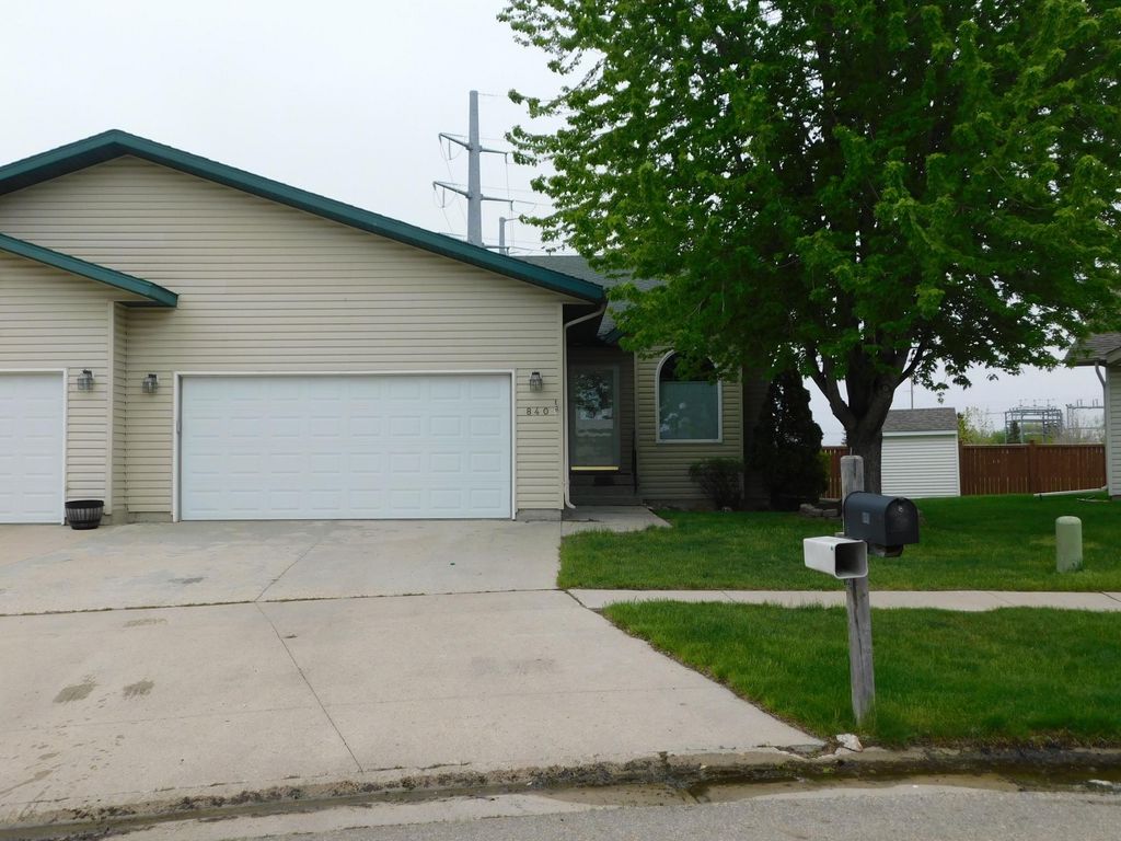 Photo of 840 Lakeridge Place, West Fargo, ND 58078 (MLS # 7075889)