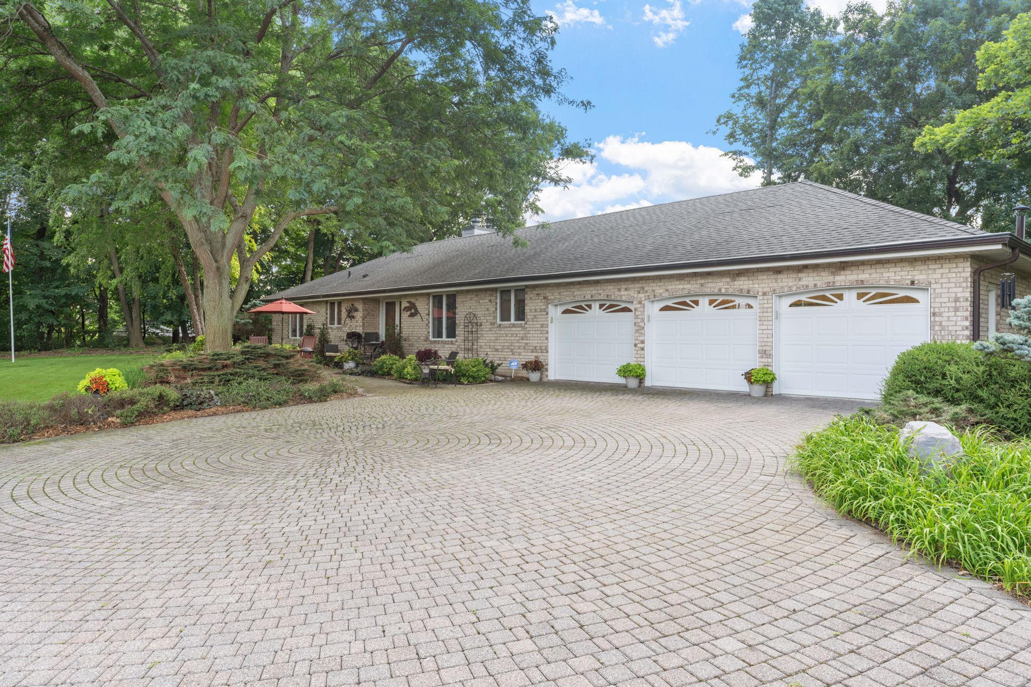 481 Peavey Lane