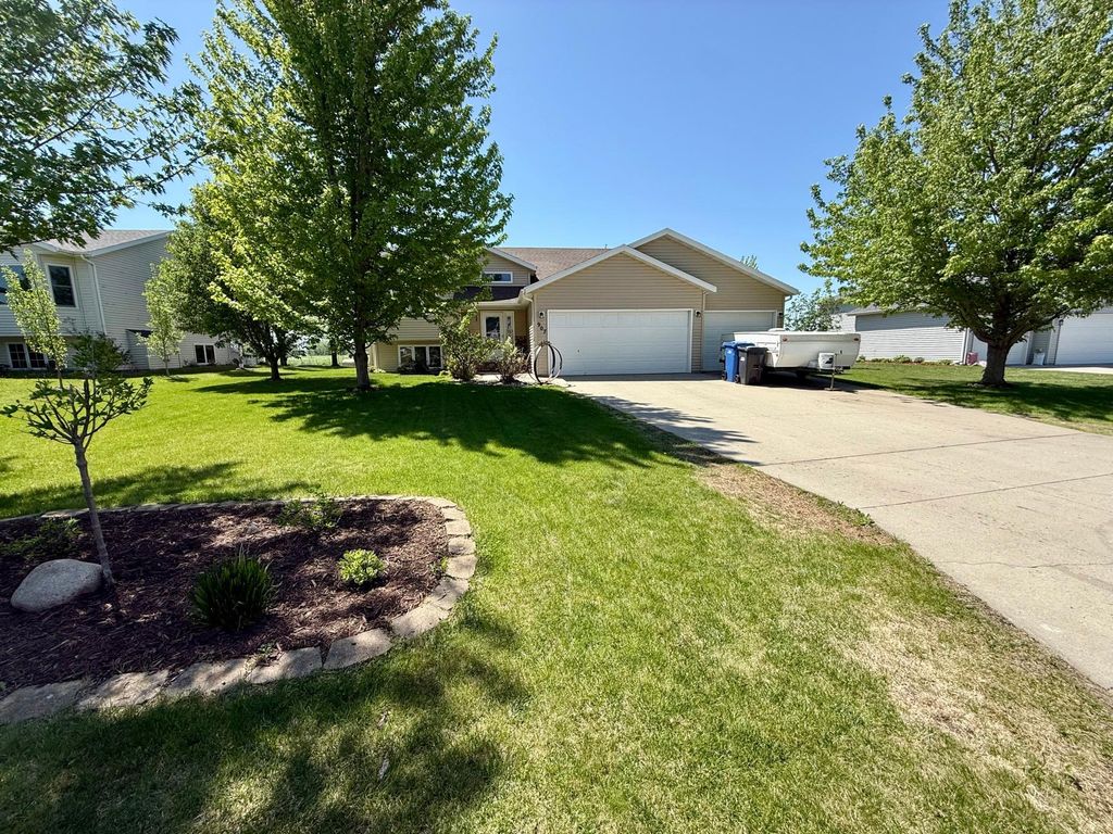 Photo of 907 11th Avenue SE, Barnesville, MN 56514 (MLS # 7081477)