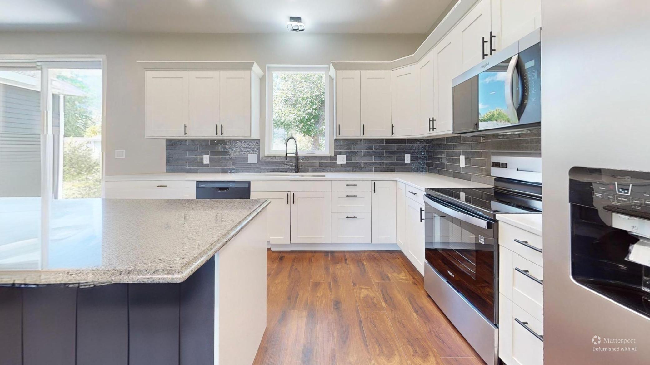 722 Dandrew Lane