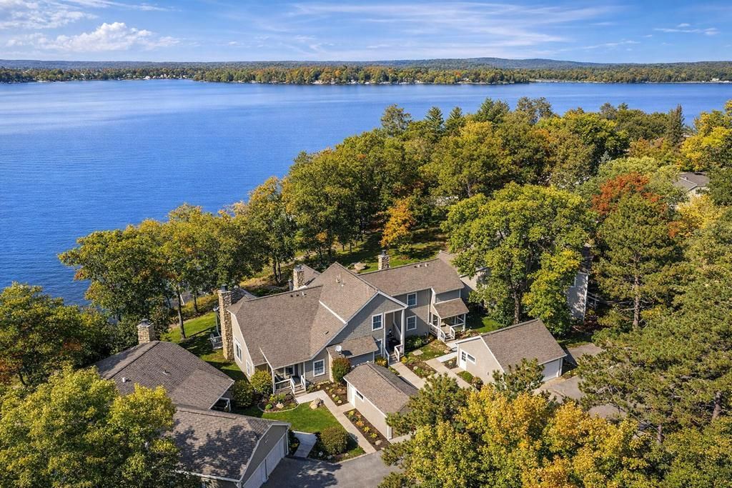 Photo of 1387 East Pointe Dr Dr, Brainerd, MN 56401 (MLS # 7059048)