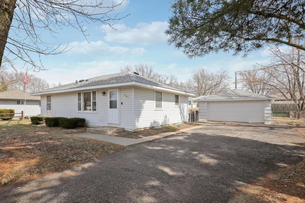 Photo of 11541 Juniper Street NW, Coon Rapids, MN 55448 (MLS # 7048666)