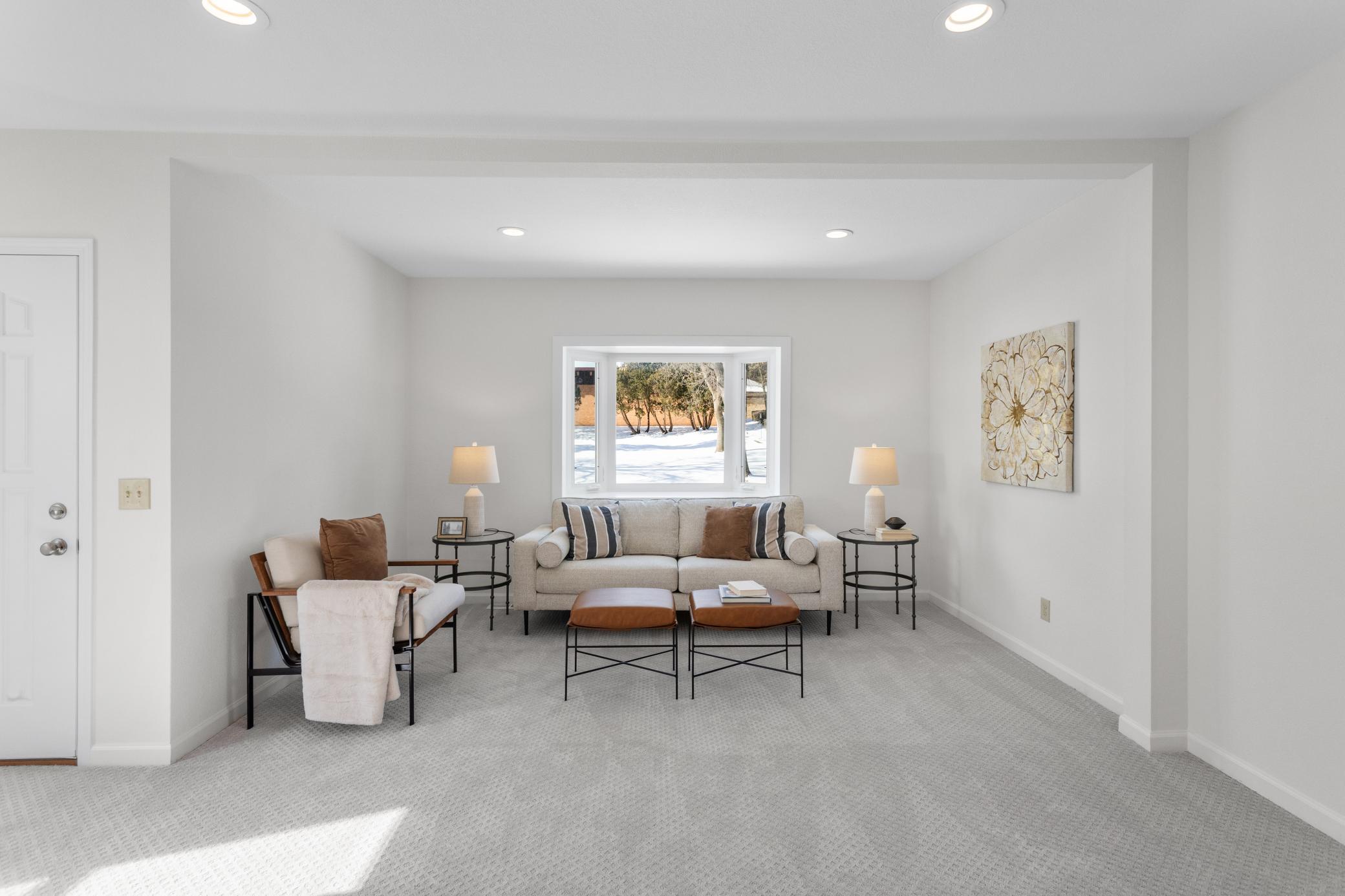 4241 Yosemite Avenue S