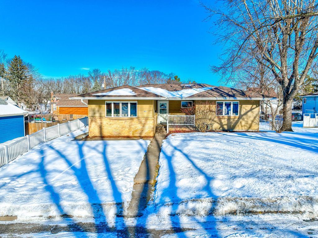 Photo of 821 Elm Street, Hudson, WI 54016 (MLS # 7008082)