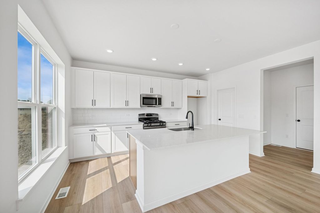 Photo of 7233 Large Avenue NE, Otsego, MN 55301 (MLS # 6812990)