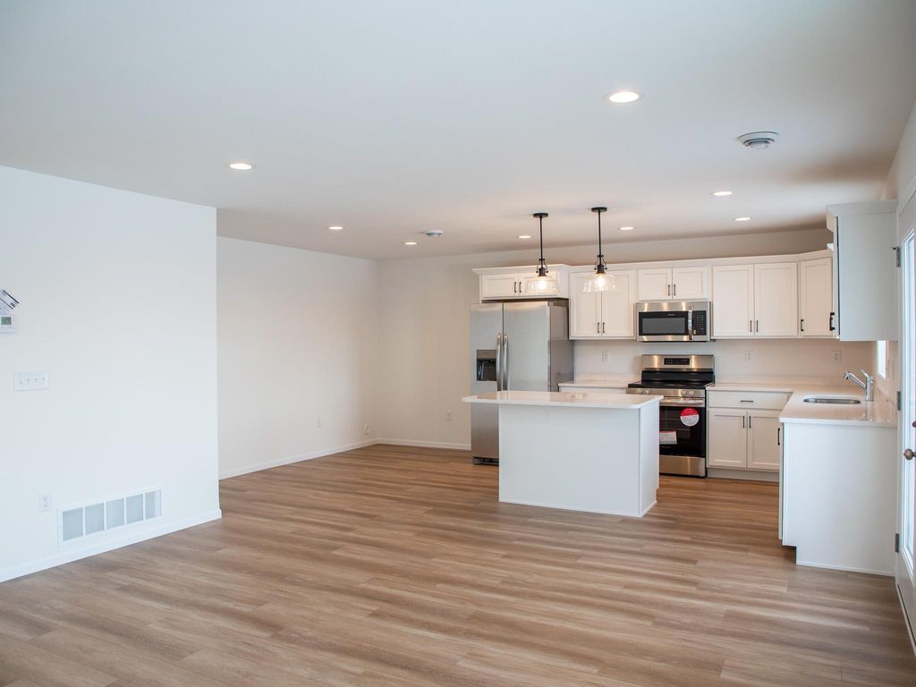 Photo of 2513 37 Avenue S, Moorhead, MN 56560 (MLS # 7012650)