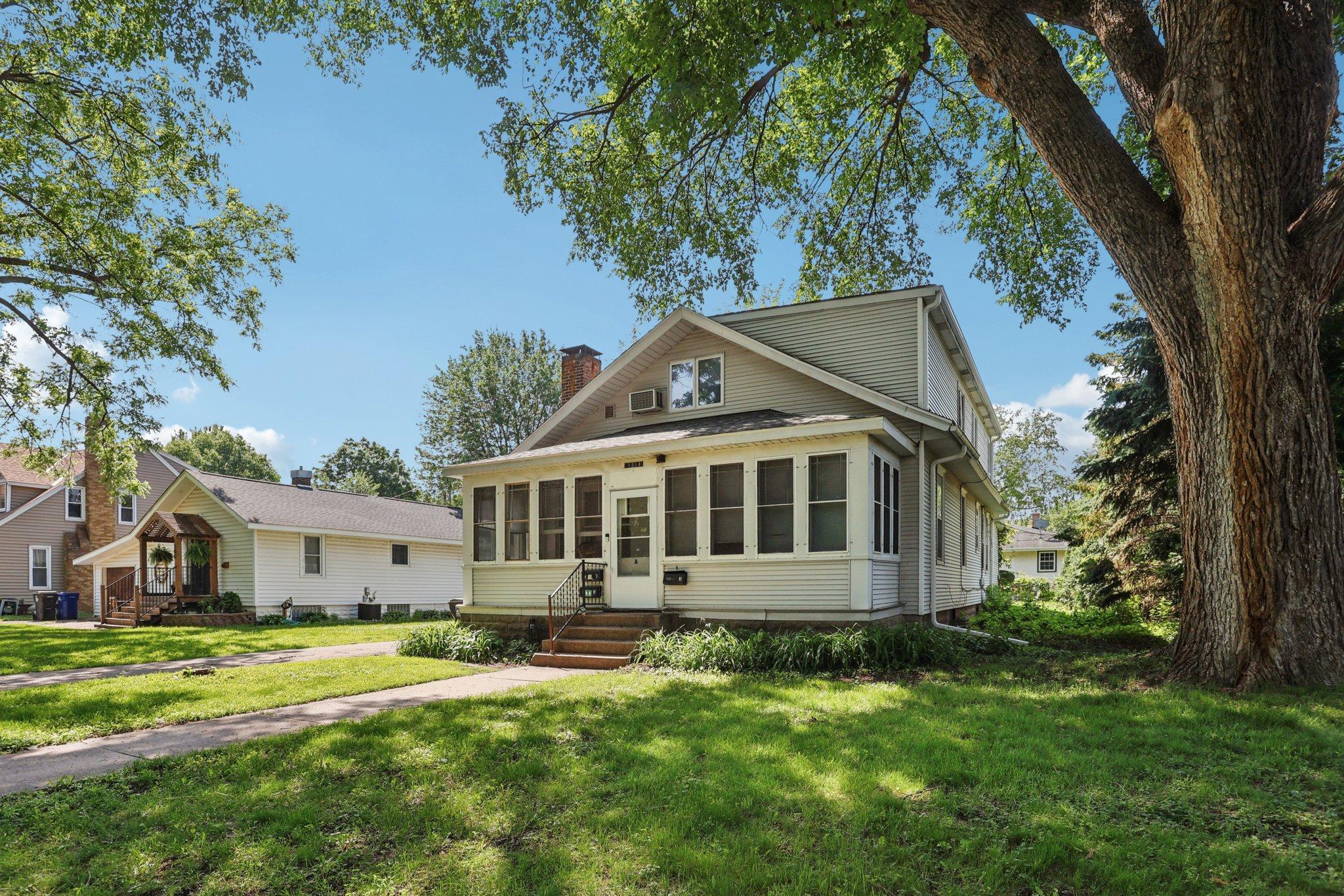 1384 Midway Parkway