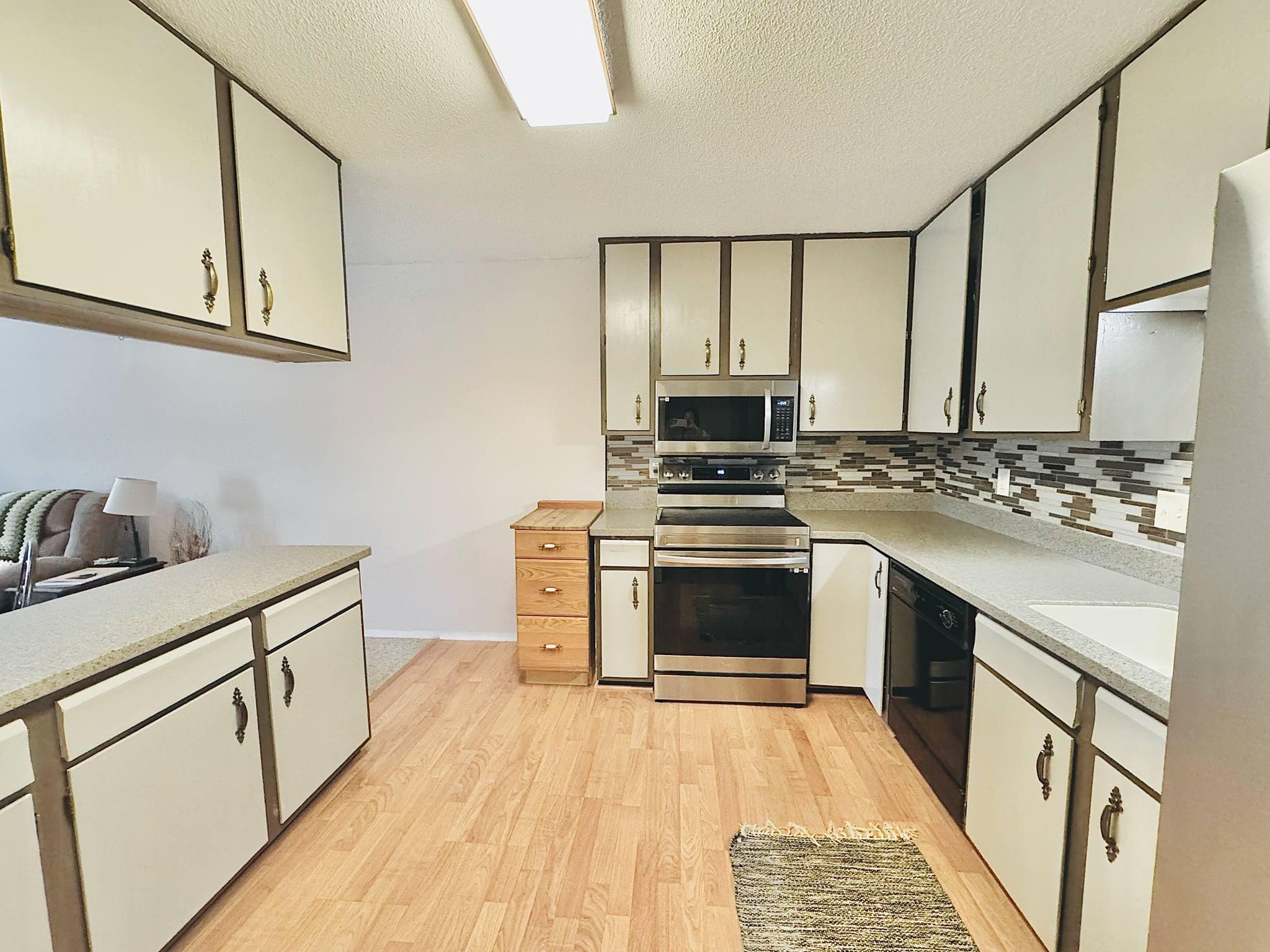 2485 Canabury Drive 316