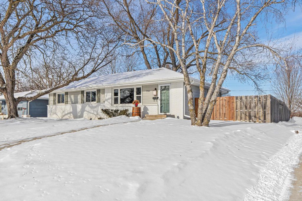 Photo of 7700 W 13 1/2 Street, Saint Louis Park, MN 55426 (MLS # 7011815)