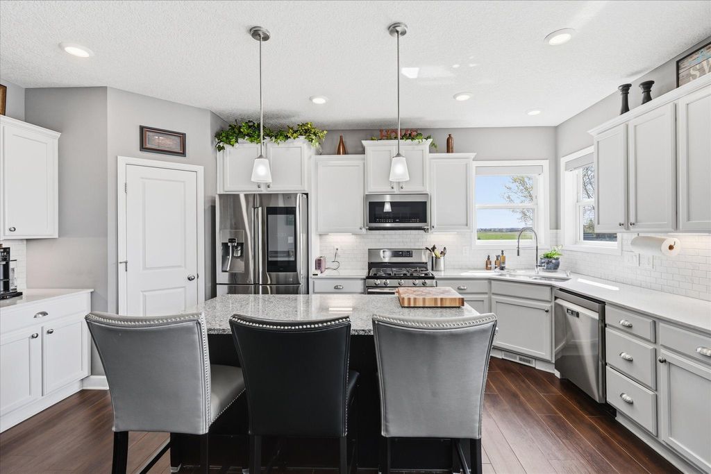 Photo of 137 6th Street NW, Delano, MN 55328 (MLS # 7061902)