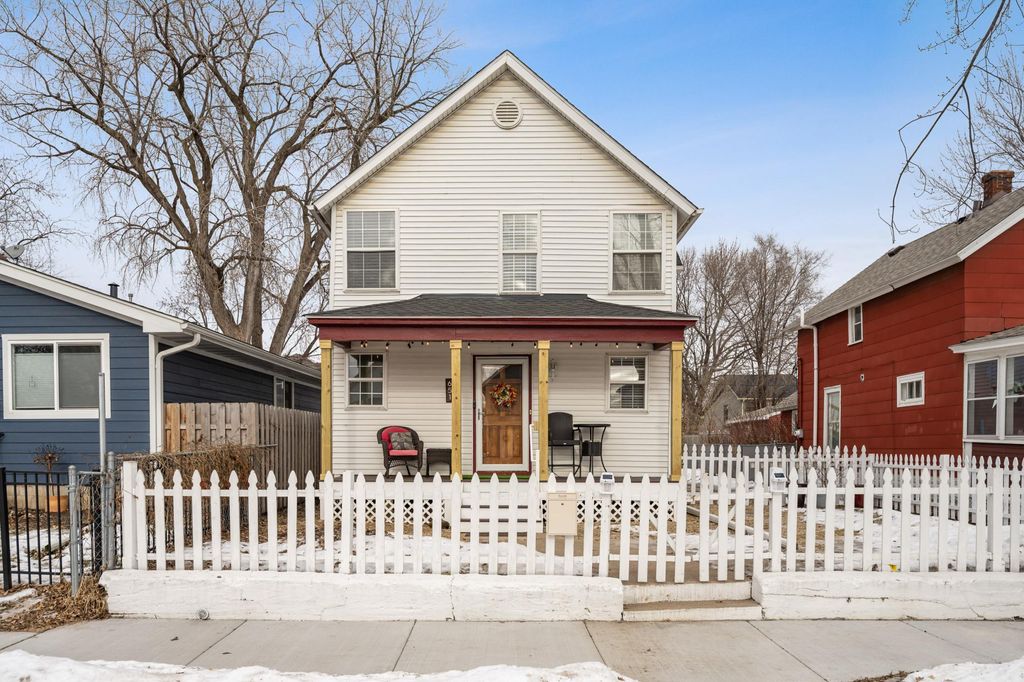 Photo of 651 Watson Avenue, Saint Paul, MN 55102 (MLS # 7010305)