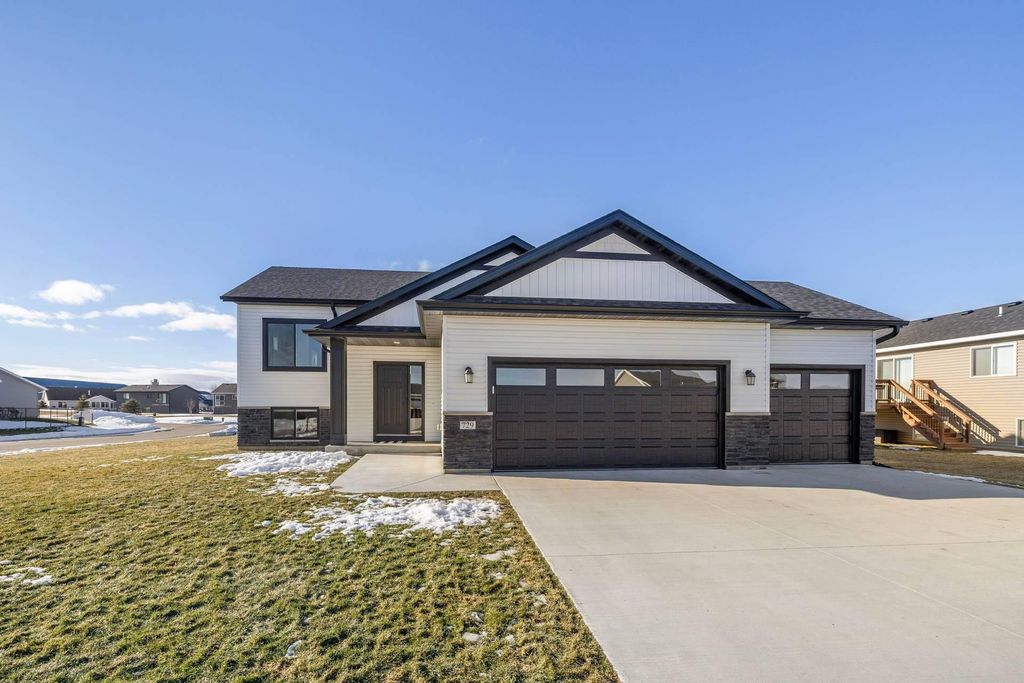 Photo of 729 Tall Grass Lane, Wanamingo, MN 55983 (MLS # 7008858)