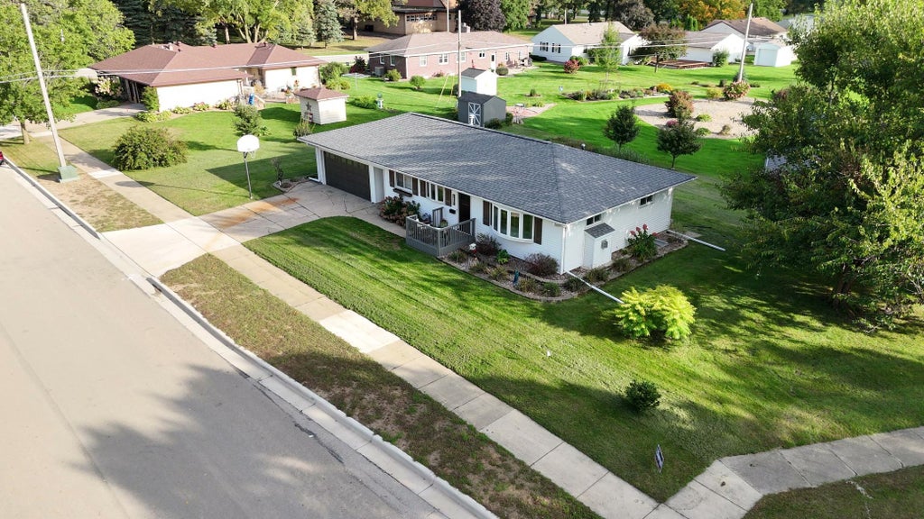 Photo of 1807 2nd Avenue NW, Austin, MN 55912 (MLS # 7151409)