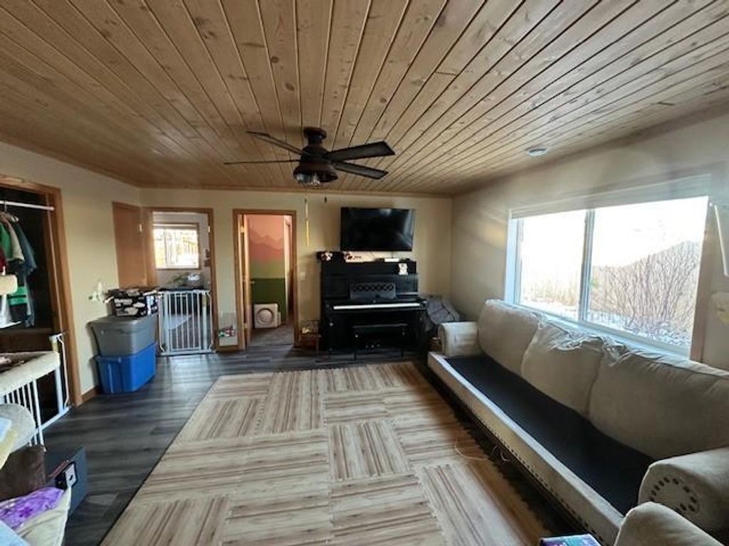 Photo of 913 4th Street SE, Bemidji, MN 56601 (MLS # 6824337)
