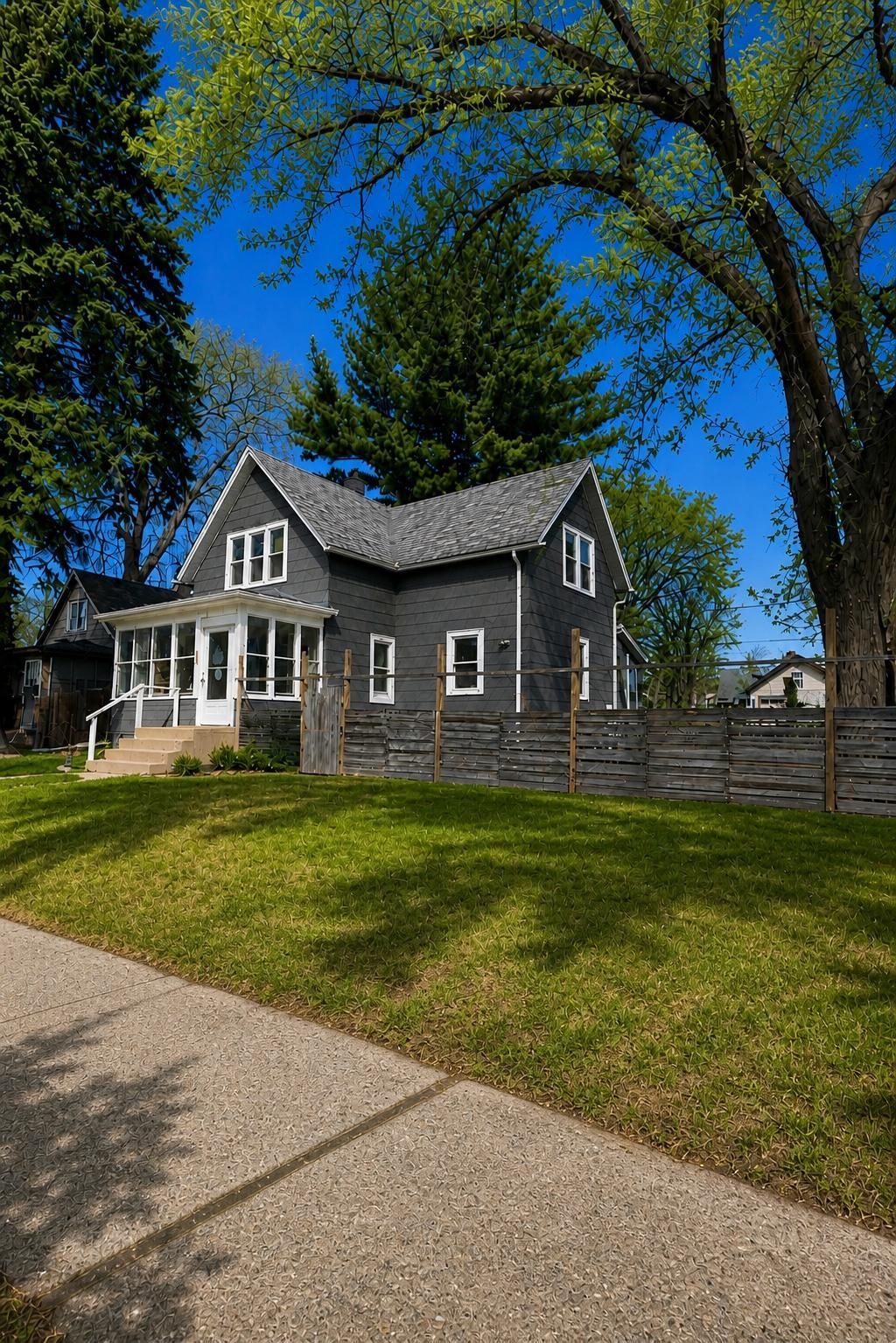 Photo of 1805 Case Avenue E, Saint Paul, MN 55119 (MLS # 7070250)