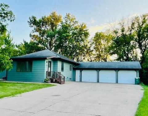 Photo of 741 Main Street, Tracy, MN 56175 (MLS # 6750578)