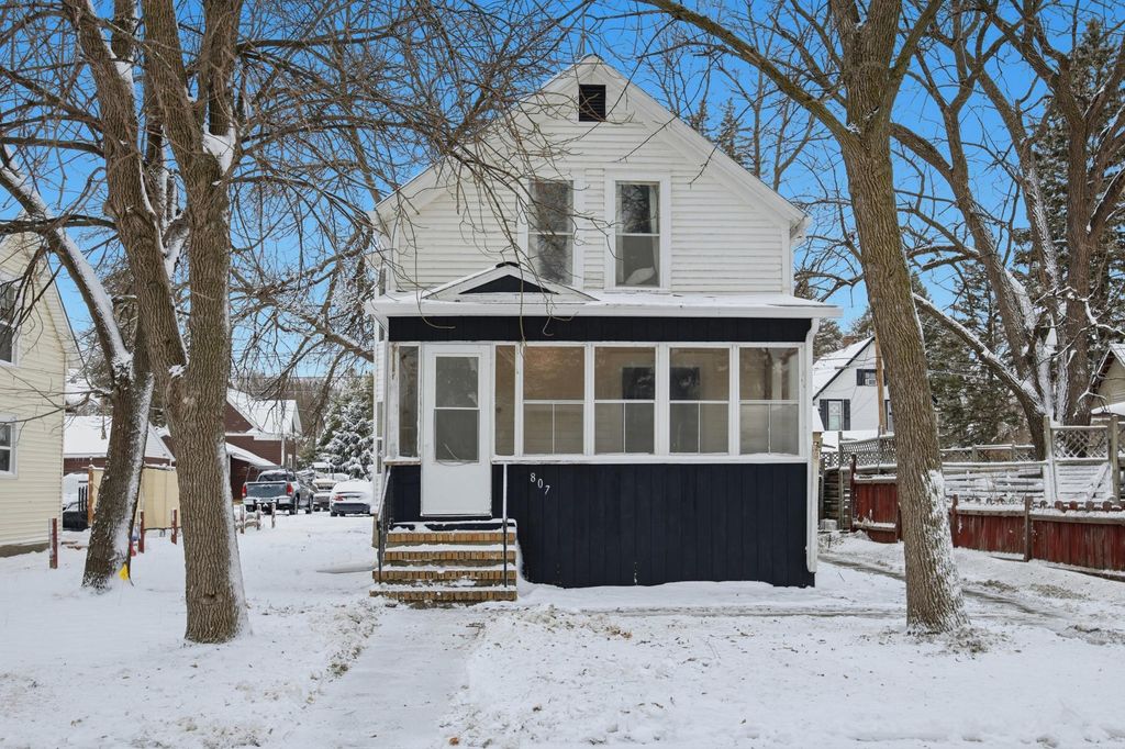 Photo of 807 5th Street S, Moorhead, MN 56560 (MLS # 6822588)