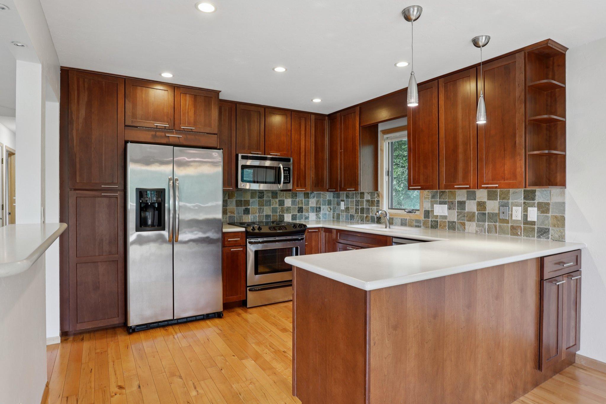 5428 W 137th Street