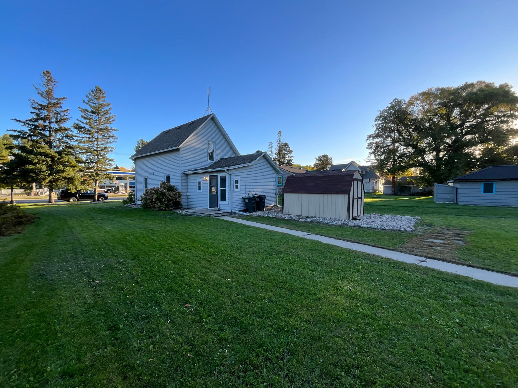 309 W Nokomis Street