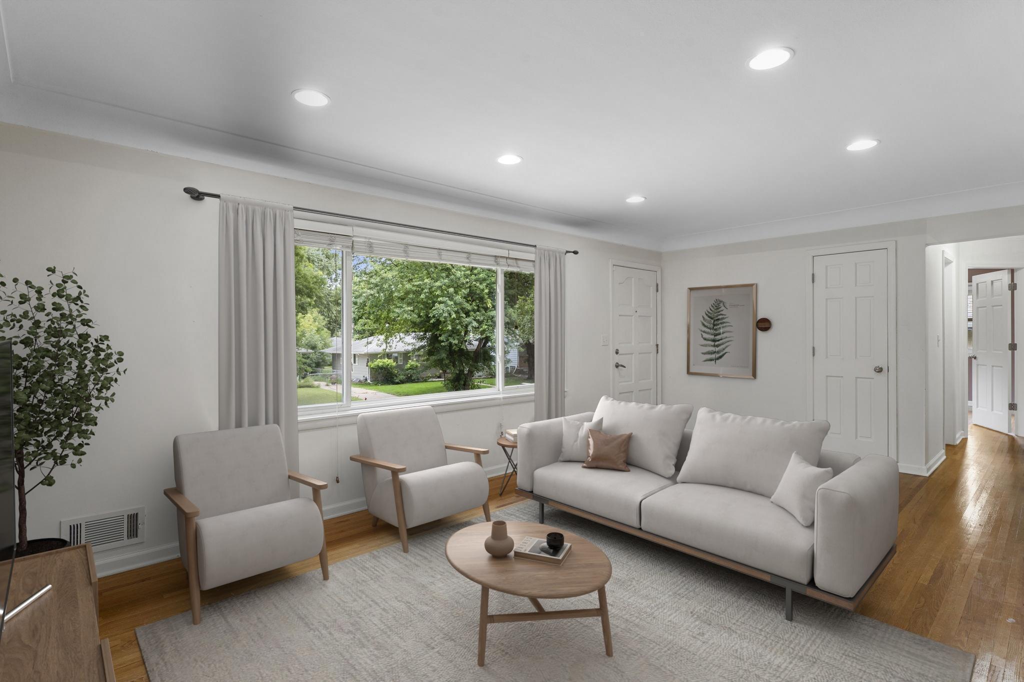 4324 Royce Street NE