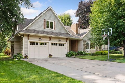 5605 Woodstock Avenue Golden Valley MN 55422