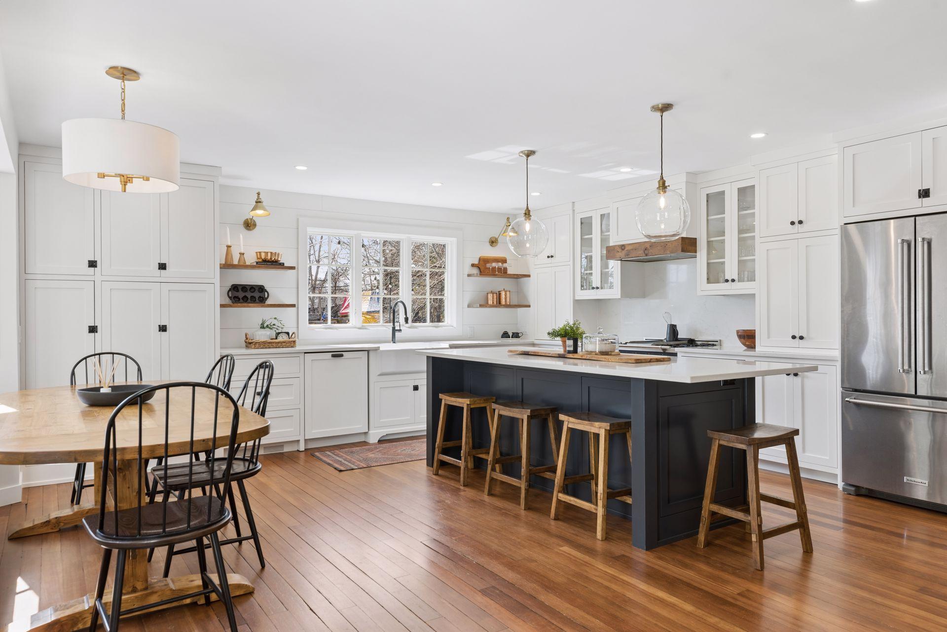 5605 Woodstock Avenue