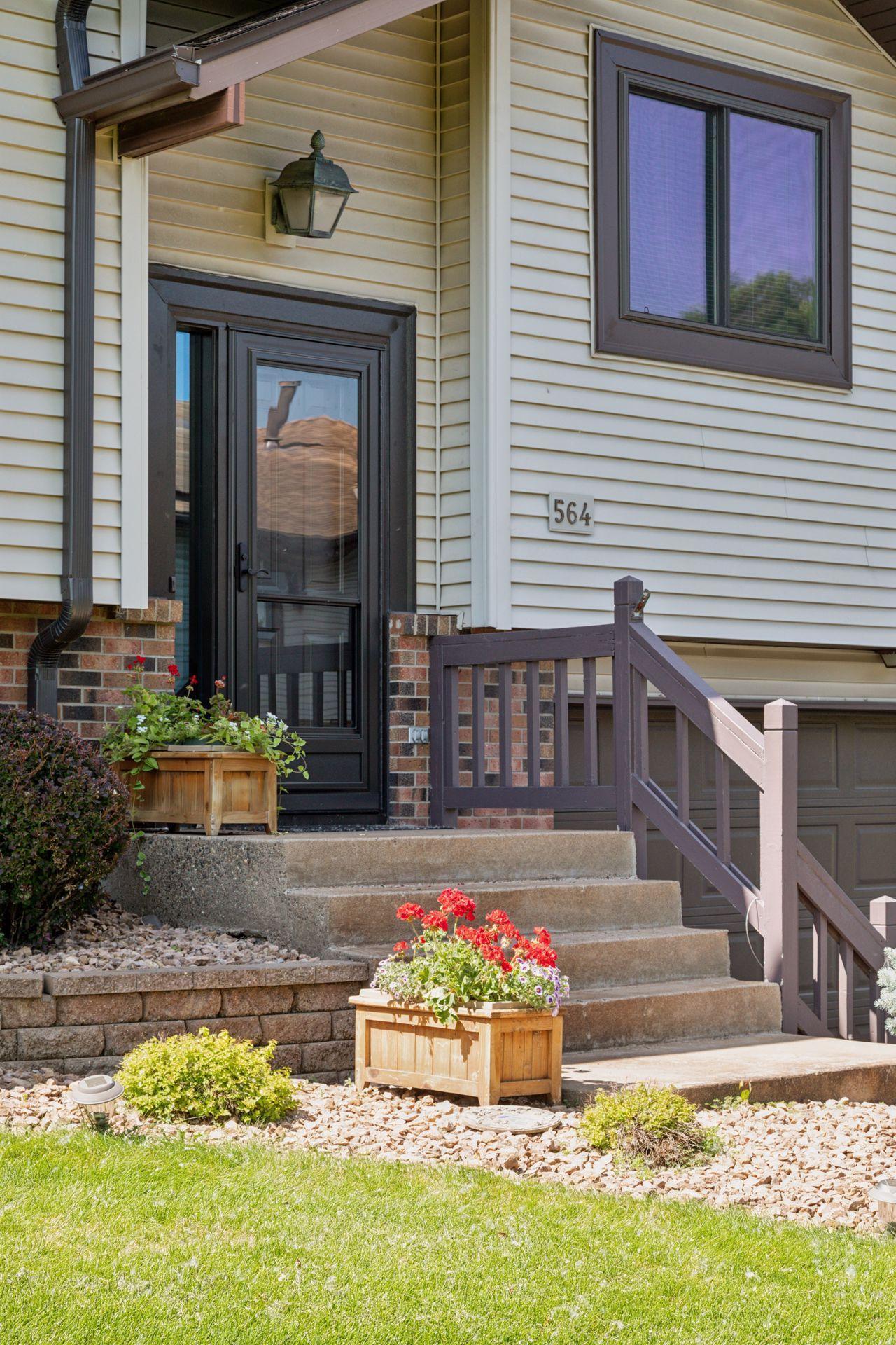 564 Donegal Circle