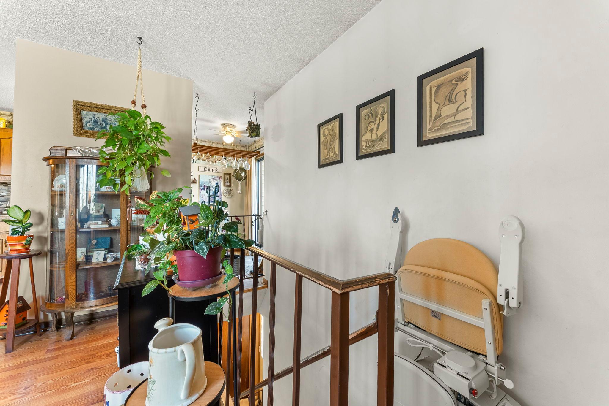 4245 Centerville Road