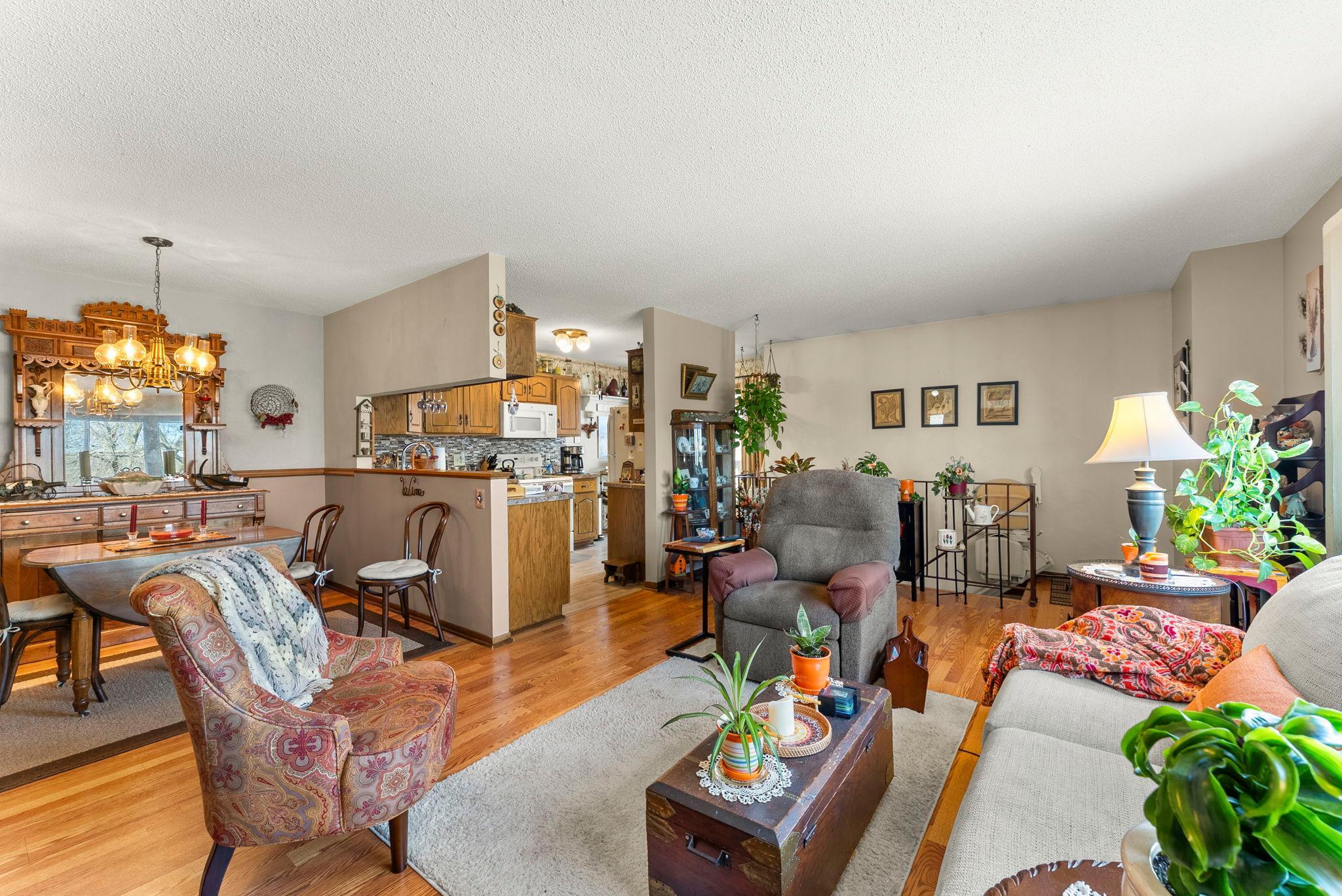 4245 Centerville Road