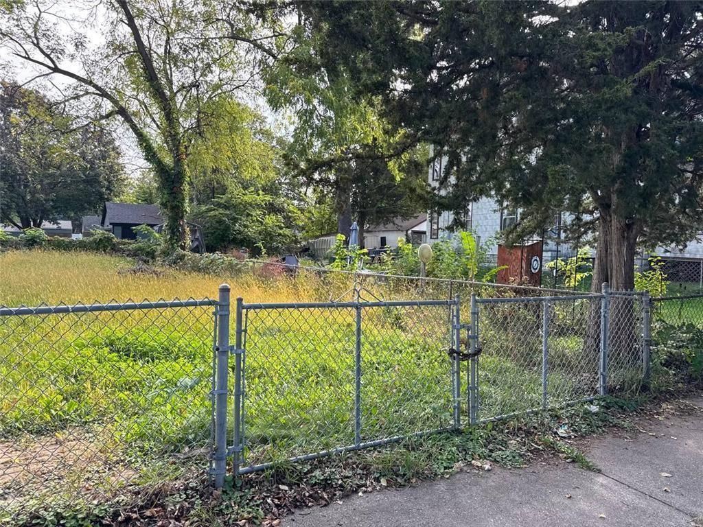 Photo of 1132 Jackson Street, Saint Paul, MN 55117 (MLS # 7018903)