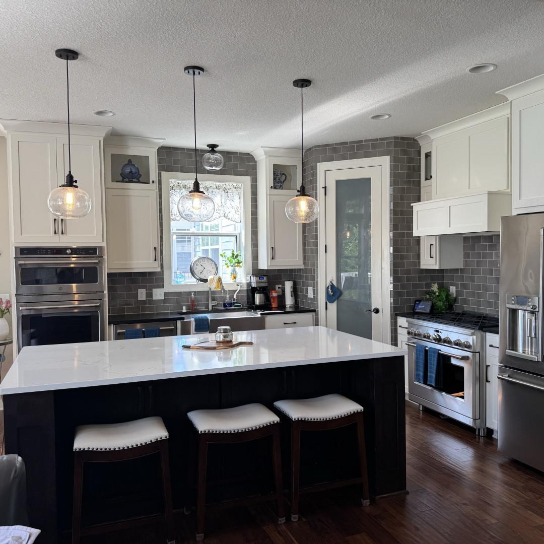 5580 Alvarado Lane N