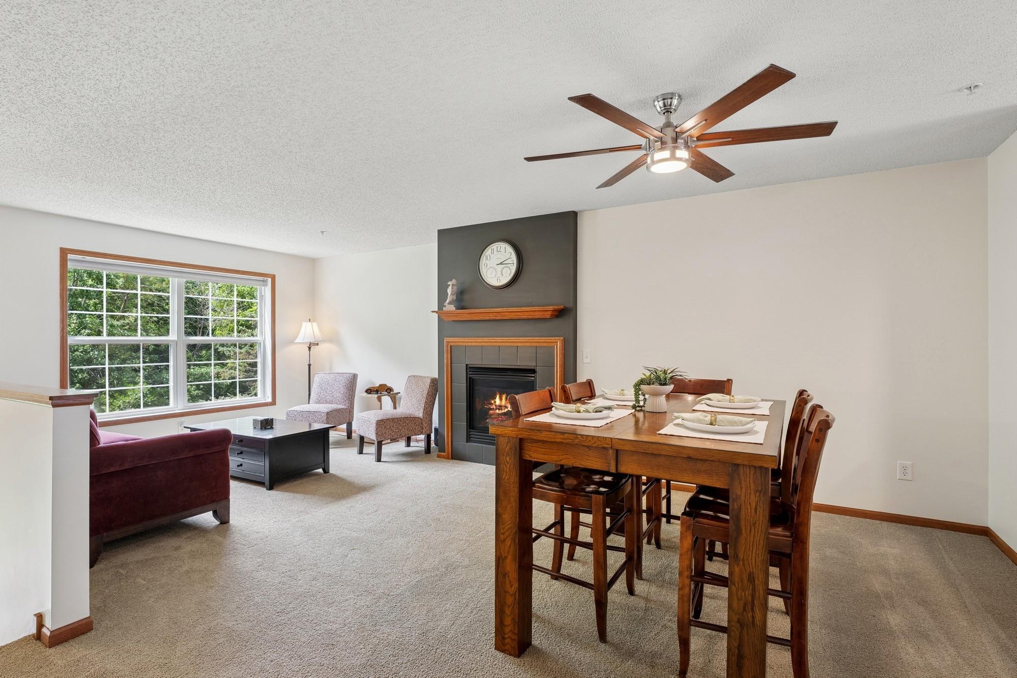 933 Ledgestone Drive