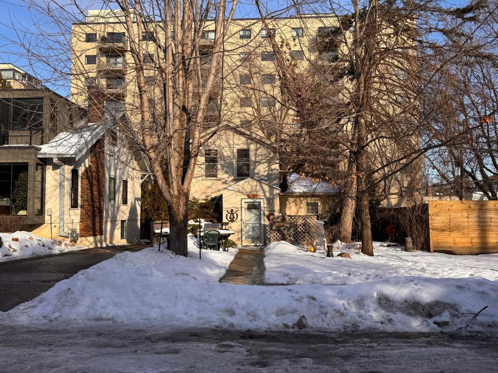 Photo of 3402 W 32nd Street, Minneapolis, MN 55416 (MLS # 6777973)