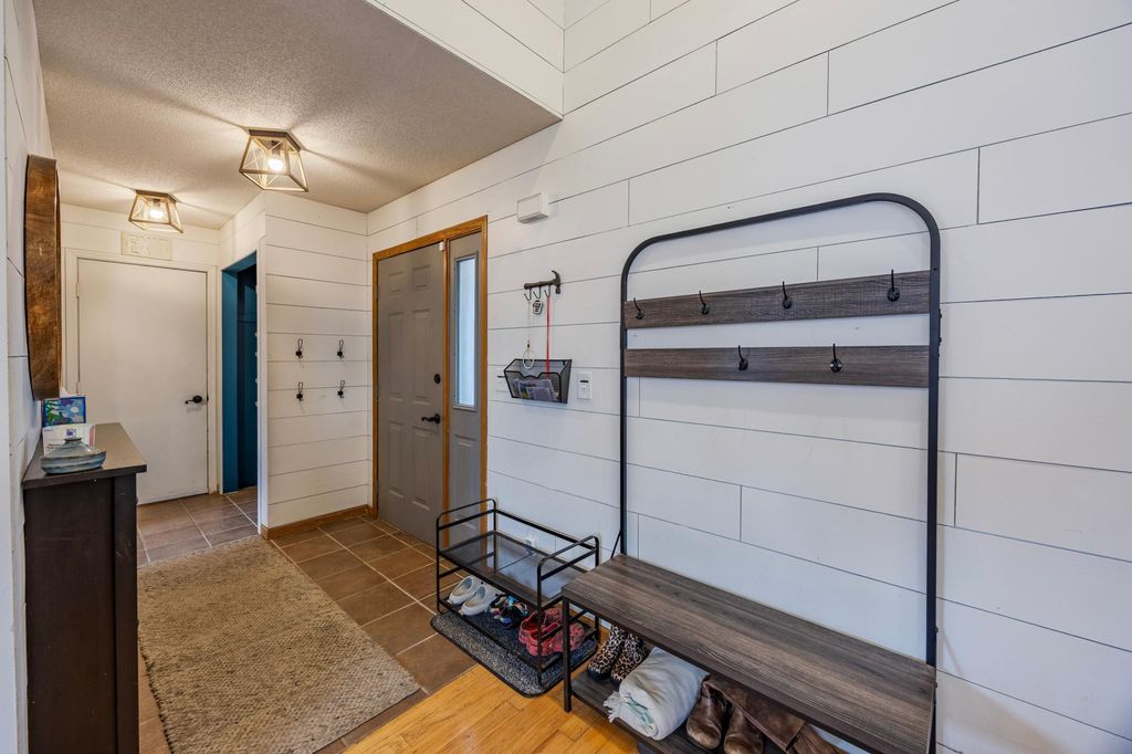 Photo of 9178 Jarvis Avenue S, Cottage Grove, MN 55016 (MLS # 7045854)