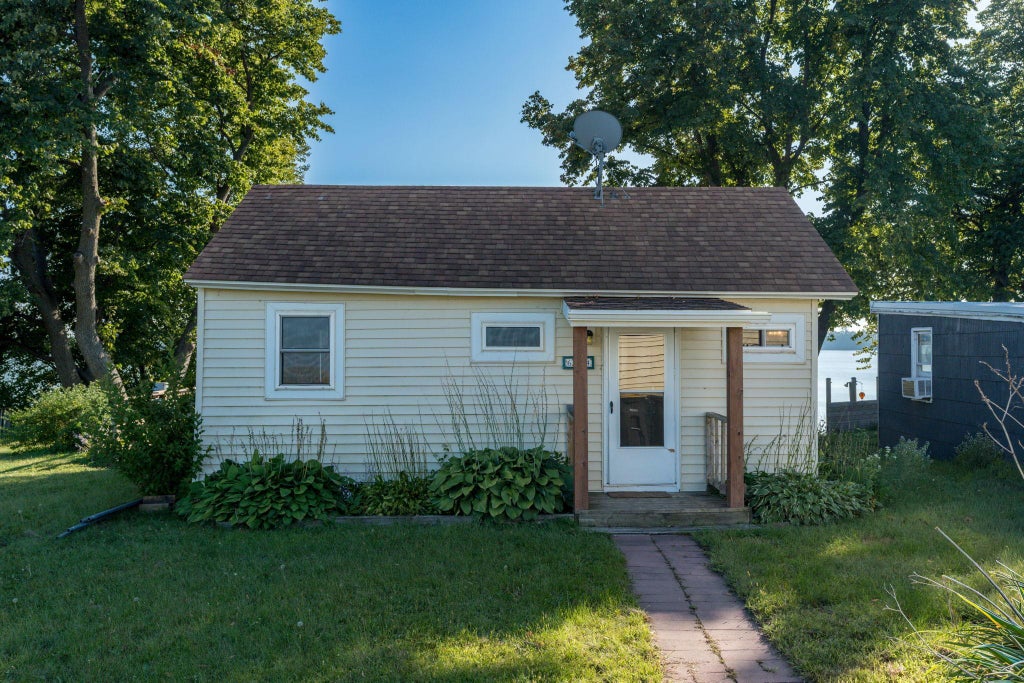 Photo of 614 Doran Drive, Madison Lake, MN 56063 (MLS # 7139917)
