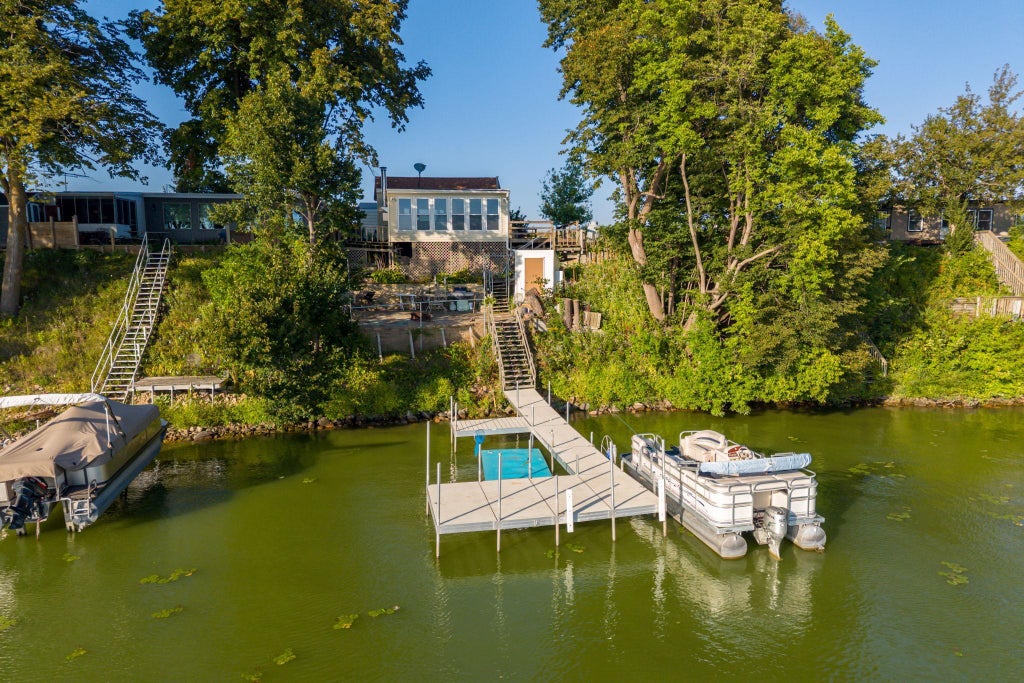 Photo of 614 Doran Drive, Madison Lake, MN 56063 (MLS # 7139917)