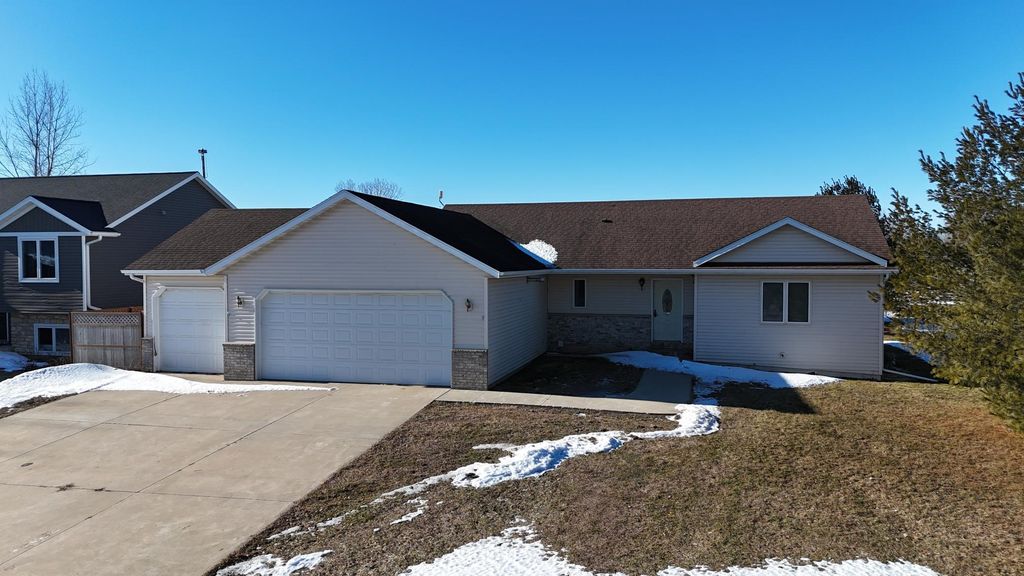 Photo of 45 Rolling Hills Drive, Elgin, MN 55932 (MLS # 7008813)