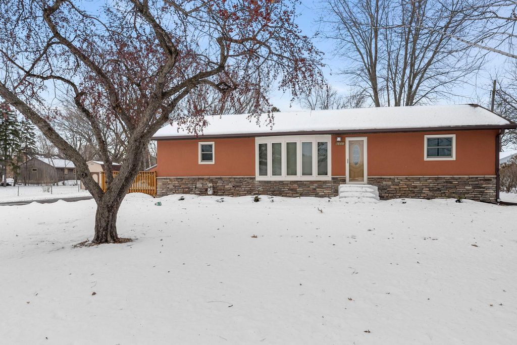 Photo of 1866 County Road F E, White Bear Lake, MN 55110 (MLS # 7001465)