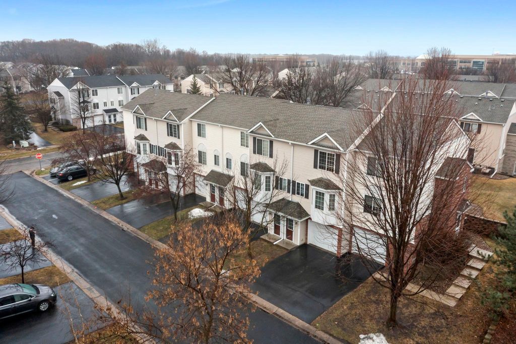 Photo of 2945 Village Circle, Chanhassen, MN 55317 (MLS # 7033097)