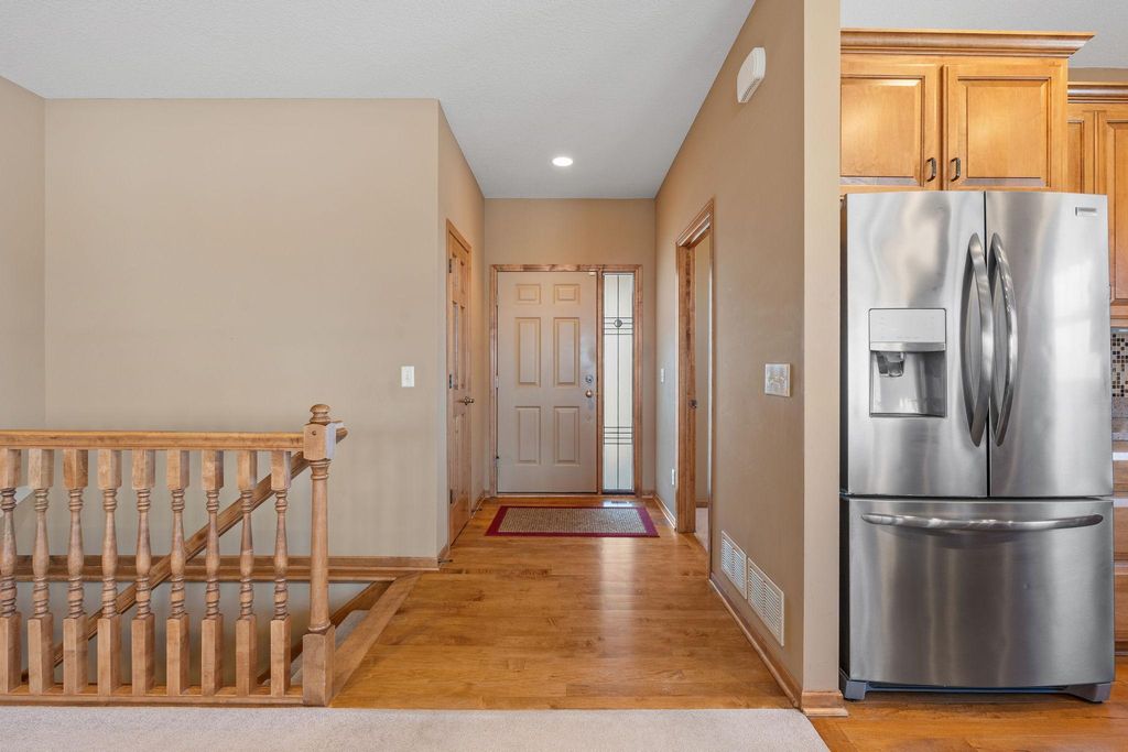 Photo of 2187 Tower Alcove, Woodbury, MN 55125 (MLS # 7016093)